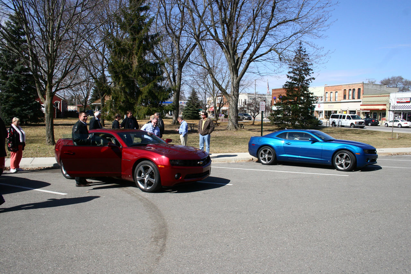 Illustration for article titled New Chevy Camaro: Mega-Gallery
